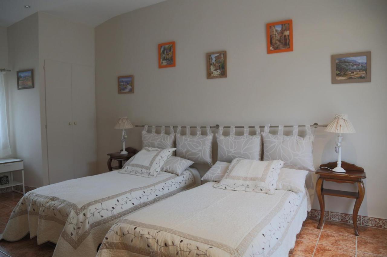 Elegante Villa De 180M3 Avec La Superbe Vue Connaux Kültér fotó